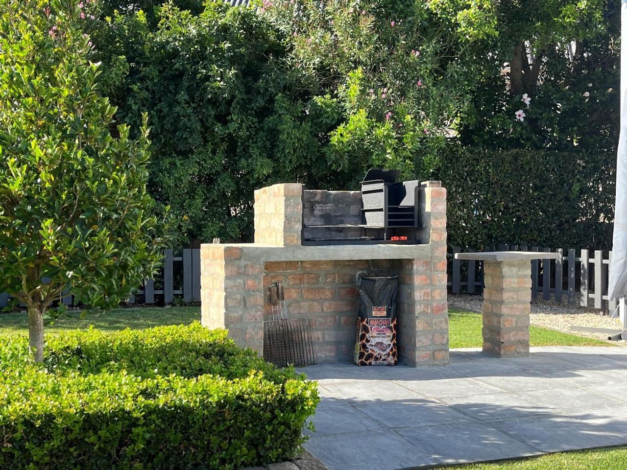 הרמנוס Serenity Self-Catering 2-Bed Unit מראה חיצוני תמונה